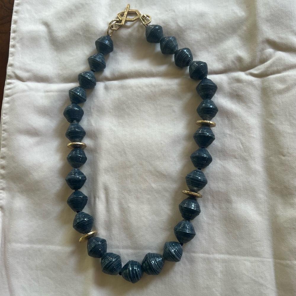 Amazing paper bead and gold necklace